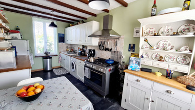 French property for sale in Isigny-le-Buat, Manche - €120,800 - photo 4