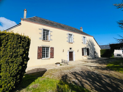 French property for sale in Saint-Cyr-en-Pail, Mayenne - €196,000 - photo 8