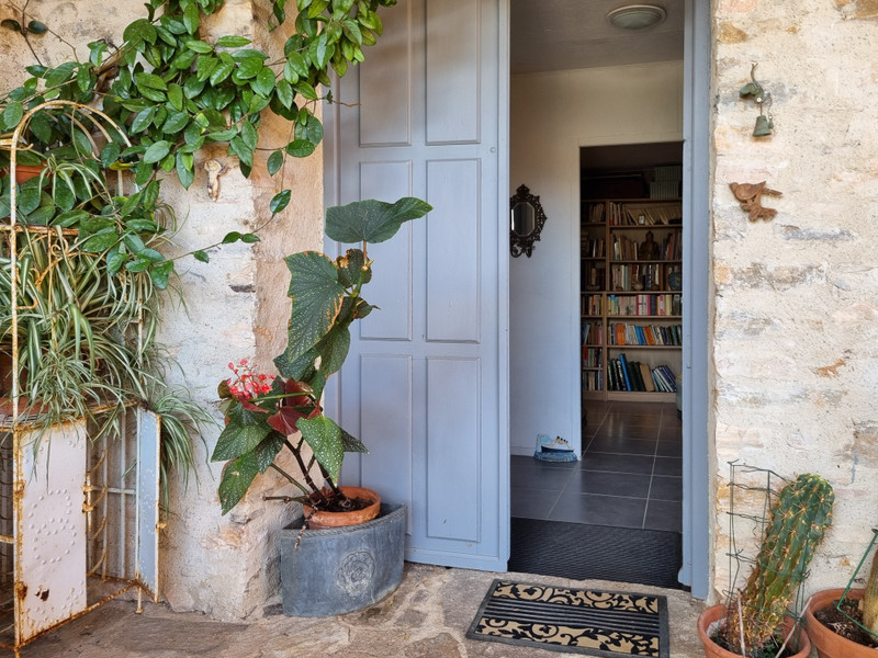 French property for sale in Mons, Hérault - €400,000 - photo 3