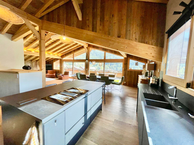 Ski property for sale in Bozel - Courchevel - €1,890,000 - photo 4