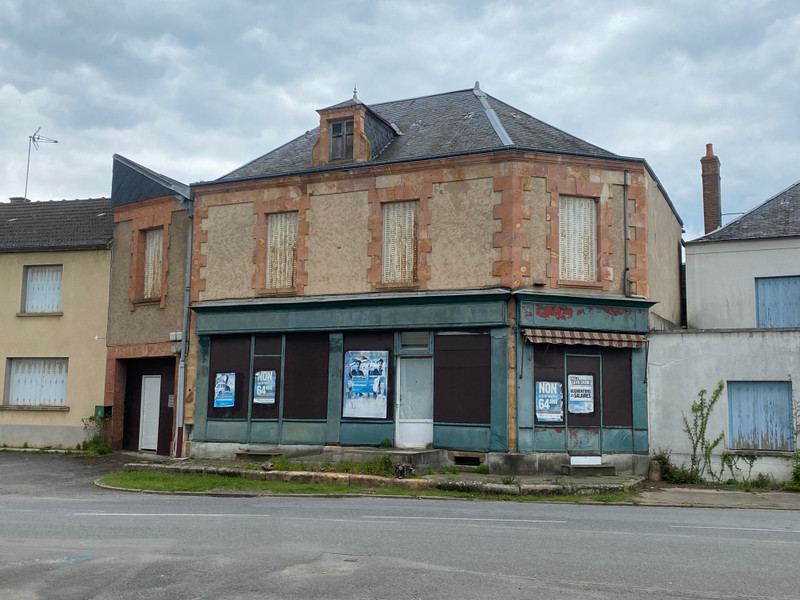Maison à vendre à Vesdun, Cher - 36.600 € - photo 1