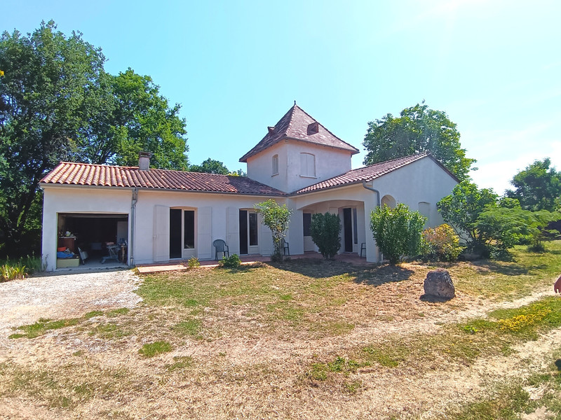 French property for sale in Lisle, Dordogne - €299,600 - photo 0