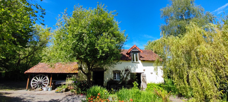 French property for sale in Saint-Clair-sur-l'Elle, Manche - €256,900 - photo 1