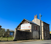 Maison à vendre à Neuilly-le-Vendin, Mayenne - 67.000 € - photo 2