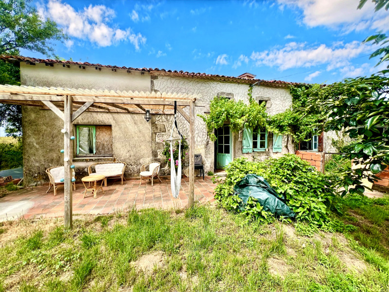 Propriété à vendre à Bussière-Badil, Dordogne - 79 000 €