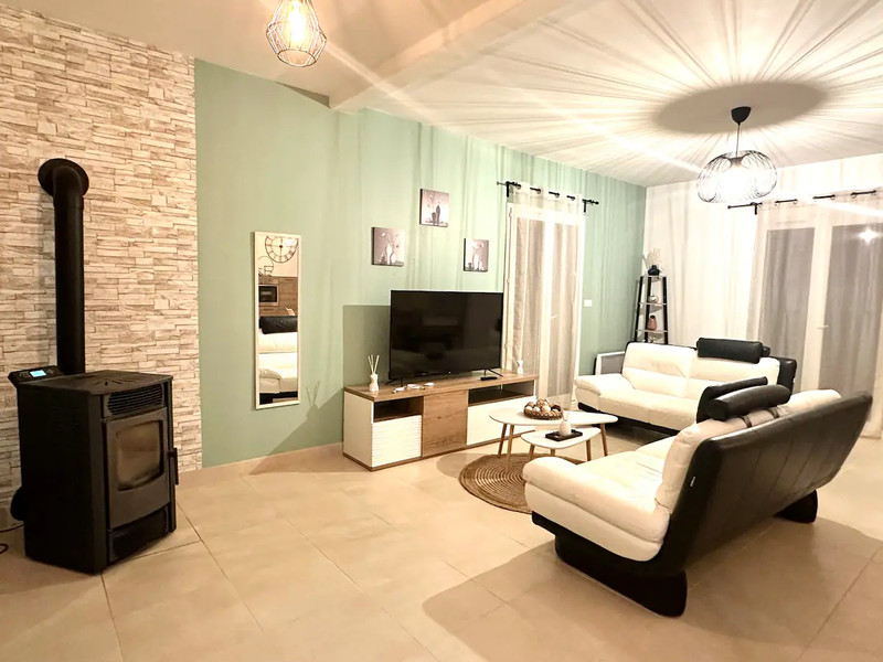 French property for sale in Muret, Haute-Garonne - €317,000 - photo 2