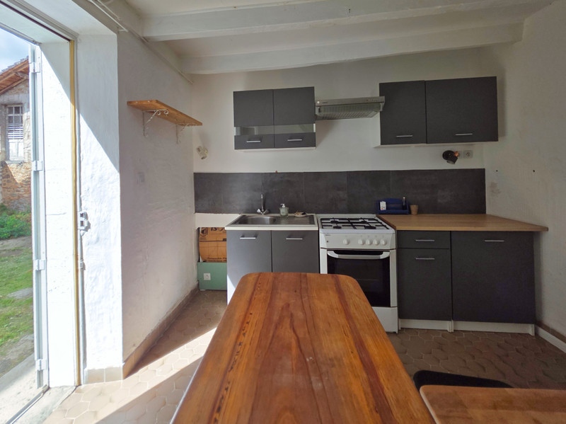 French property for sale in Manot, Charente - €99,000 - photo 5
