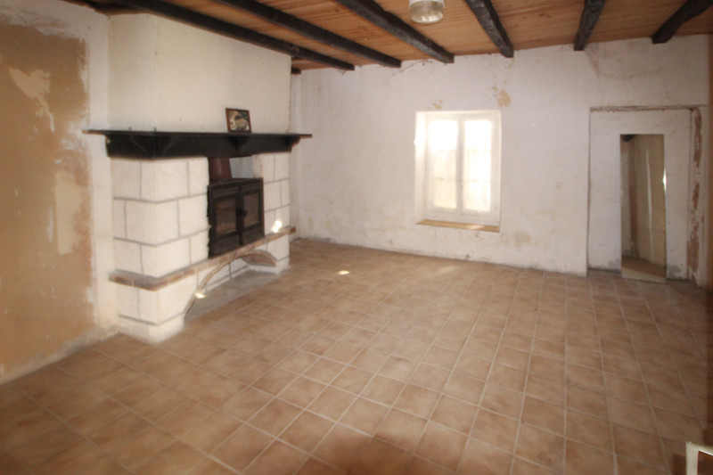 French property for sale in Chirac, Charente - &#8364;36,600 - photo 4