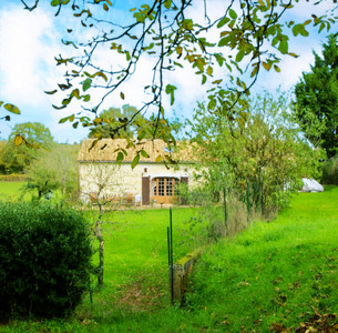 Maison à vendre à Nanteuil-en-Vallée, Charente, Poitou-Charentes, avec Leggett Immobilier