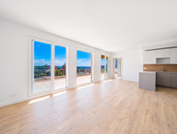 Propriété à vendre à Nice, Alpes-Maritimes - 790 000 € - photo n°2