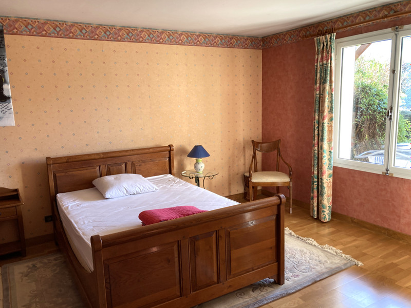 French property for sale in L'Isle-Jourdain, Vienne - €249,999 - photo 6