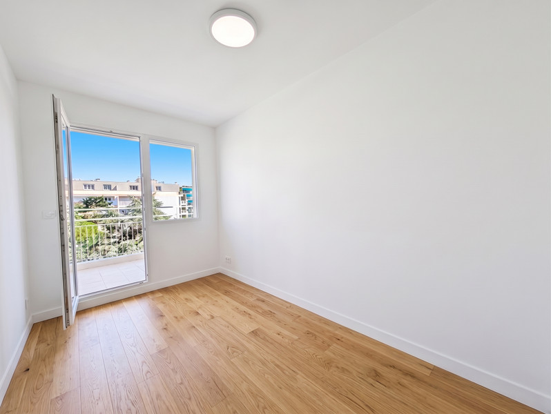 French property for sale in Nice, Alpes-Maritimes - €490,000 - photo 5