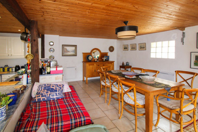 French property for sale in Chizé, Deux-Sèvres - €256,800 - photo 14