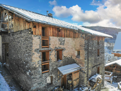 Exclusive opportunity of a beautiful village house with magnificent views in Beranger near St Martin-3 Valleys