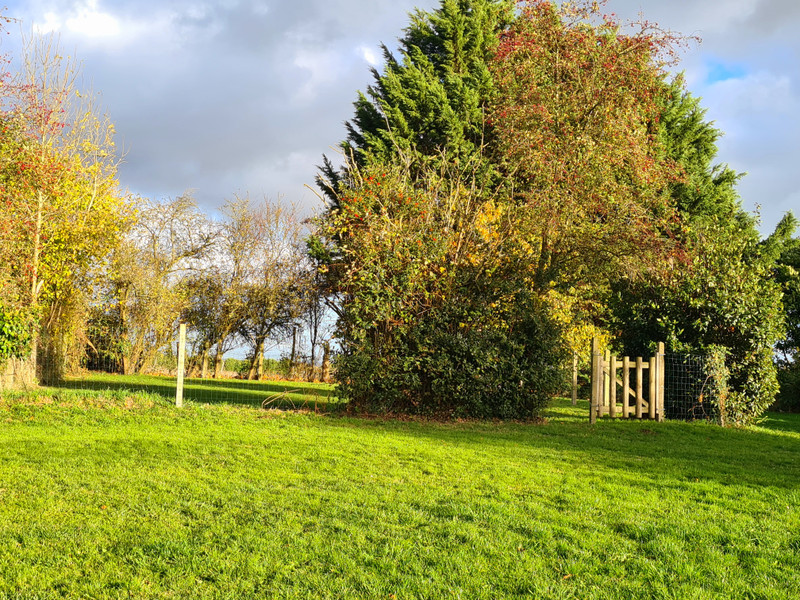 French property for sale in Couesmes-Vaucé, Mayenne - €150,000 - photo 10