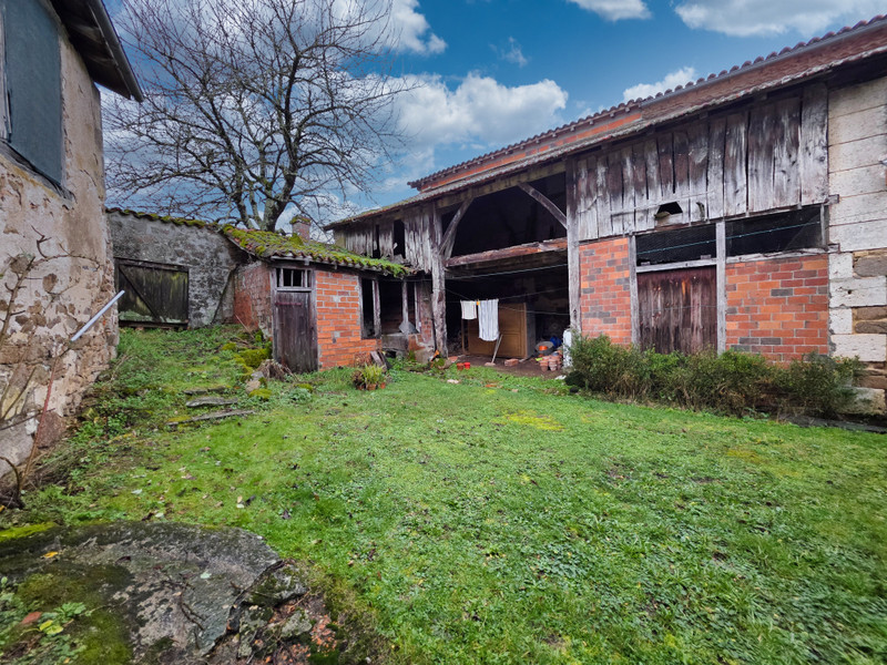 French property for sale in Brillac, Charente - €79,500 - photo 9