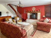 Maison à vendre à Nanteuil-en-Vallée, Charente - 179.950 € - photo 4