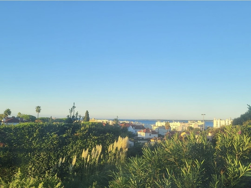 French property for sale in Antibes, Alpes-Maritimes - €650,000 - photo 0