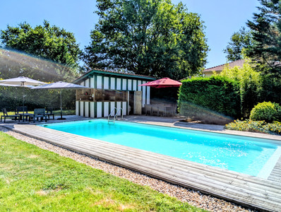 French property for sale in Coutras, Gironde - €369,000 - photo 7
