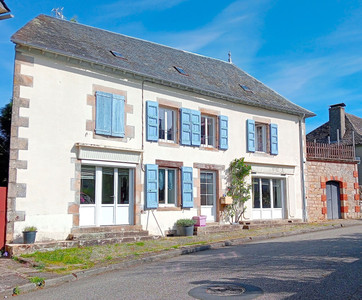 Maison à vendre à Saint-Privat, Corrèze, Limousin, avec Leggett Immobilier
