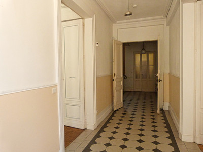 French property for sale in Marmande, Lot-et-Garonne - €379,000 - photo 5