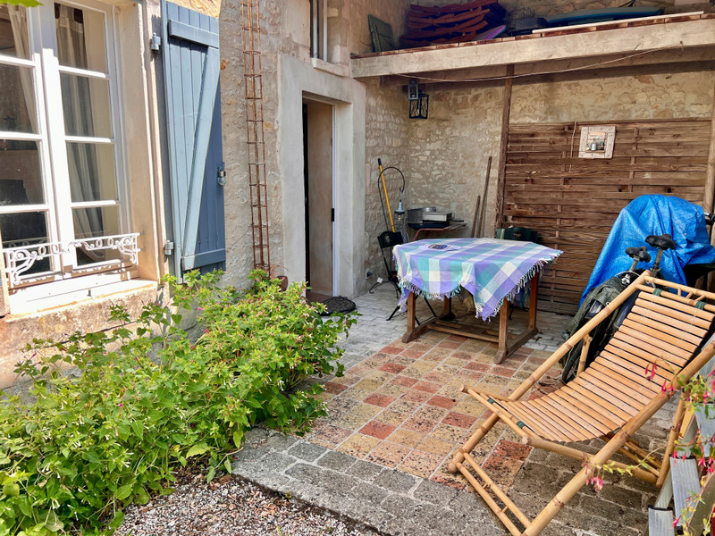 French property for sale in Chassors, Charente - €141,700 - photo 8