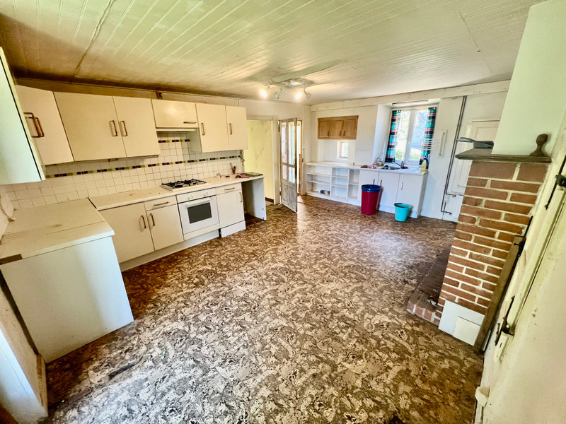 French property for sale in Oradour-sur-Vayres, Haute-Vienne - €69,600 - photo 5