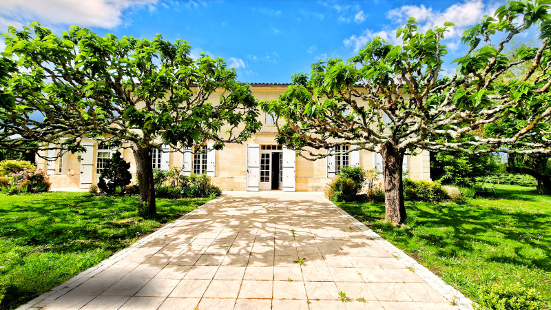 Propriété à vendre à Saint-Christophe-de-Double, Gironde - 794 000 €