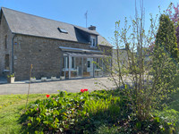 Maison à vendre à Saint-Georges-de-Reintembault, Ille-et-Vilaine - 161.320 € - photo 1