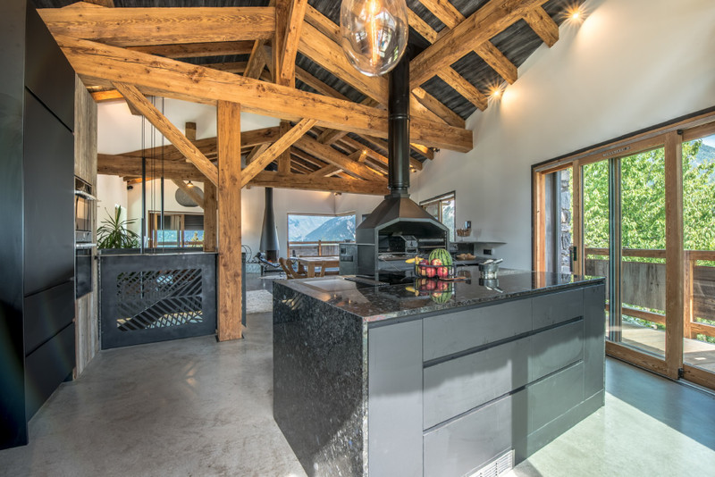Ski property for sale in Courchevel 1550 - €6,950,000 - photo 3