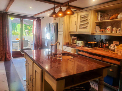 French property for sale in Guégon, Morbihan - €325,000 - photo 4