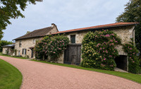 Propriété à vendre à Saint-Saud-Lacoussière, Dordogne - 336 000 € - photo n°1