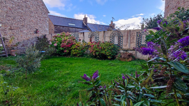 French property for sale in La Ville-ès-Nonais, Ille-et-Vilaine - €315,000 - photo 8