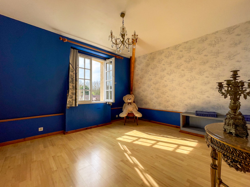French property for sale in Therdonne, Oise - €475,000 - photo 7