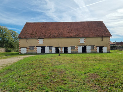 French property for sale in Montmorillon, Vienne - €590,000 - photo 2