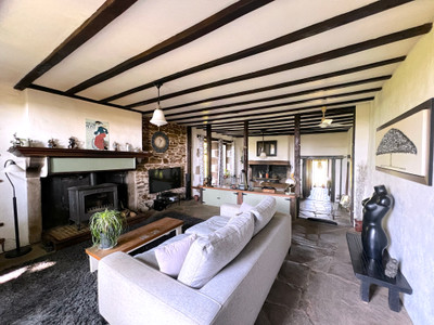 French property for sale in Crozon-sur-Vauvre, Indre - €224,700 - photo 1