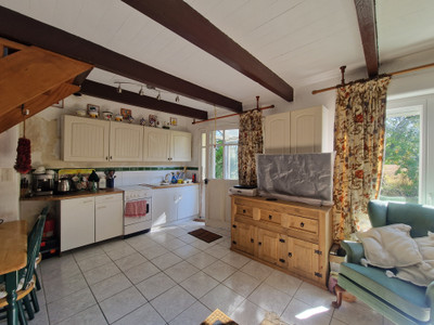 French property for sale in Trébrivan, Côtes-d'Armor - €48,600 - photo 2