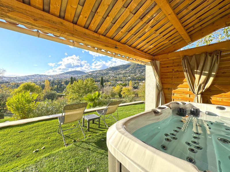 French property for sale in Grasse, Alpes-Maritimes - €1,690,000 - photo 3