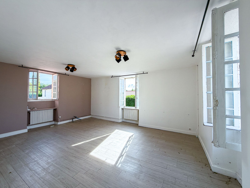 French property for sale in Lavergne, Lot - €141,700 - photo 9