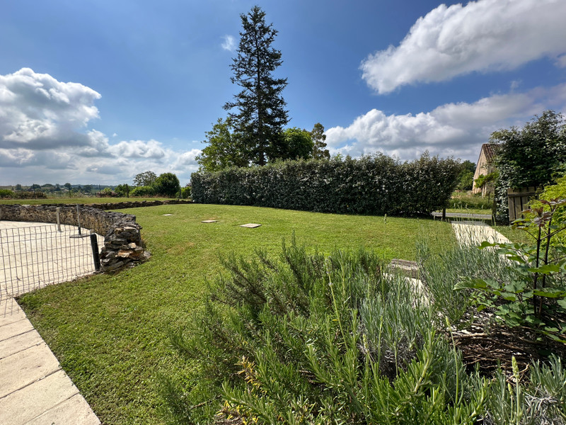 French property for sale in Souffrignac, Charente - €399,950 - photo 14