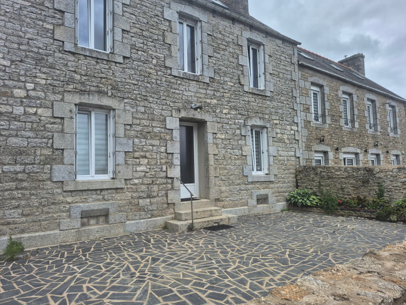 French property for sale in Maël-Pestivien, Côtes-d'Armor - €295,000 - photo 1