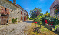 French property, houses and homes for sale in Fouqueure Charente Poitou_Charentes