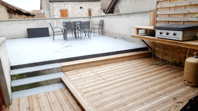 French property for sale in Les Salles-Lavauguyon, Haute-Vienne - €149,000 - photo 1