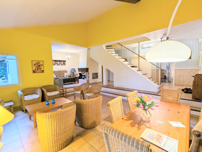 French property for sale in Lubersac, Corrèze - €290,000 - photo 2