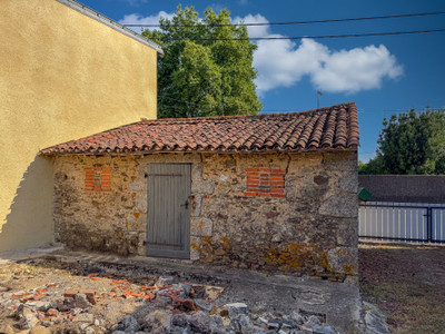French property for sale in L'Absie, Deux-Sèvres - €136,250 - photo 13