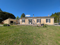 Propriété à vendre à Chamouillac, Charente-Maritime - 253 000 € - photo n°2