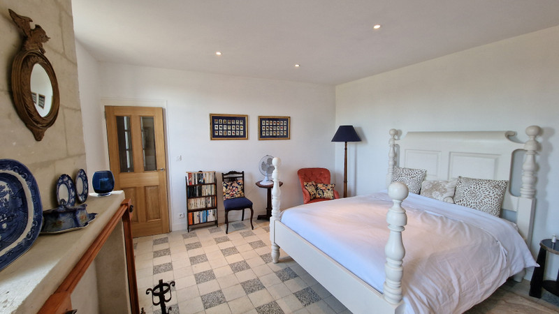 French property for sale in Lussac, Gironde - €791,000 - photo 5