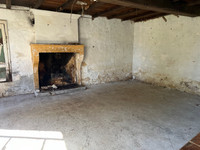 Maison à vendre à Sainte-Même, Charente-Maritime - 77.000 € - photo 3