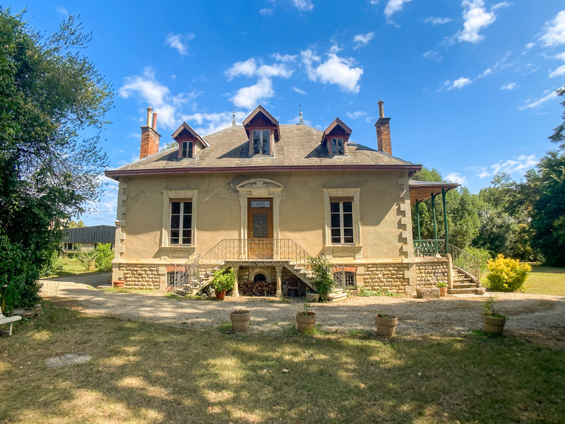French property for sale in Condom, Gers - €525,000 - photo 1