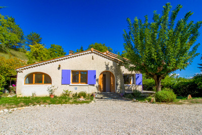 Maison à vendre à Mirabel-et-Blacons, Drôme, Rhône-Alpes, avec Leggett Immobilier